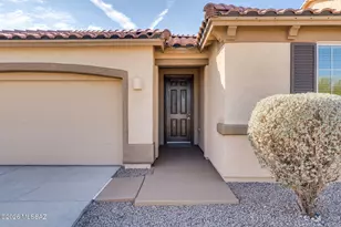 9526 S Quiet Dove Dr, Tucson, AZ 85747 - Photo 2
