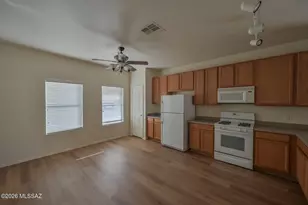 5518 W Copperhead Dr, Tucson, AZ 85742 - Photo 12