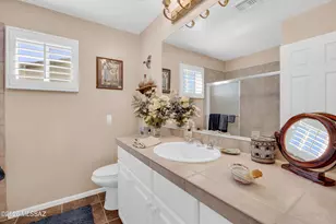 2225 E Desert Pueblo Pass, Green Valley, AZ 85614 - Photo 32