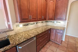 2520 W Tom Watson Dr, Tucson, AZ 85742 - Photo 10