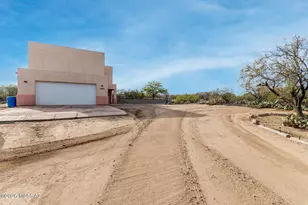 16805 S Horse Hollow Trail, Sahuarita, AZ 85629 - Photo 2
