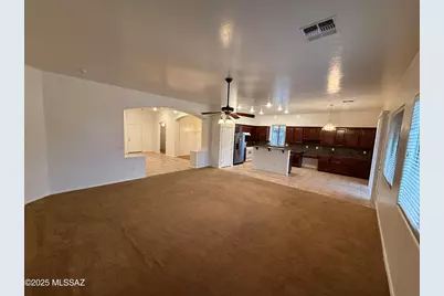 8401 W Calle Sancho Panza, Tucson, AZ 85757 - Photo 10