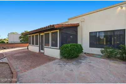 1222 N Paseo Del Cervato, Green Valley, AZ 85614 - Photo 32