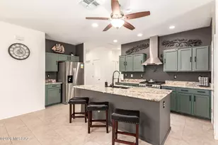 852 E Bottomlands Ln, Sahuarita, AZ 85629 - Photo 8