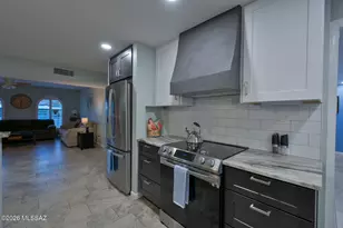 9740 E Citadel Pl, Tucson, AZ 85748 - Photo 14