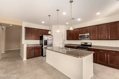 8924 E Abrams Loop, Tucson, AZ 85710 - Photo 12