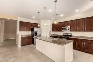 8924 E Abrams Loop, Tucson, AZ 85710 - Photo 12