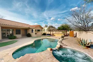 2470 N Castle Rock Dr, Tucson, AZ 85749 - Photo 2