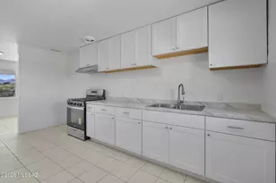 147 E La Castellana Dr, Nogales, AZ 85621 - Photo 10