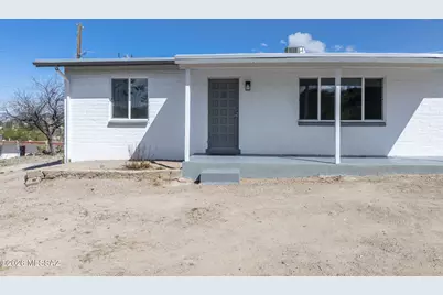 147 E La Castellana Drive, Nogales, AZ 85621 - Photo 4