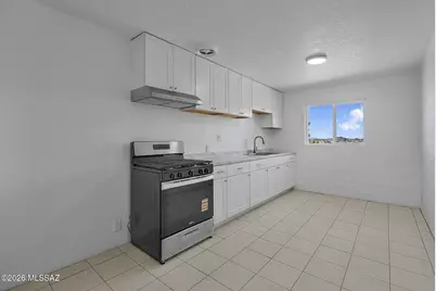 147 E La Castellana Drive, Nogales, AZ 85621 - Photo 10