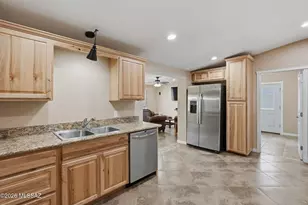 9700 E Nicaragua Pl, Tucson, AZ 85730 - Photo 10