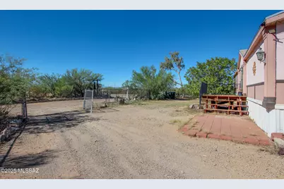 9390 W Henry Street, Tucson, AZ 85735 - Photo 42