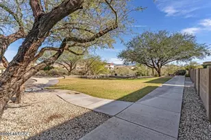 10590 E Pleasant Pasture Dr, Tucson, AZ 85747 - Photo 10