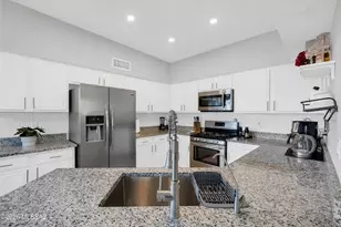 5578 S Stockwell Rd, Tucson, AZ 85746 - Photo 14