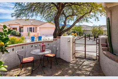 13197 N Silver Cholla Place, Marana, AZ 85658 - Photo 2