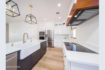 2458 E Blue Diamond Drive, Tucson, AZ 85718 - Photo 2