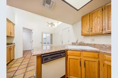 5237 E Woodspring Drive, Tucson, AZ 85712 - Photo 12