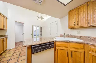 5237 E Woodspring Dr, Tucson, AZ 85712 - Photo 12