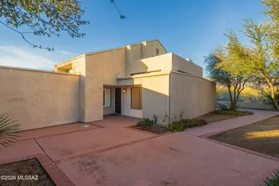 5237 E Woodspring Drive, Tucson, AZ 85712 - Photo 2