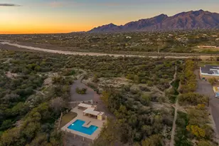 5237 E Woodspring Dr, Tucson, AZ 85712 - Photo 48