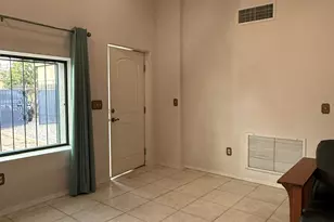 373 W Veterans Blvd, Tucson, AZ 85713 - Photo 8