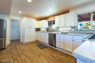 5405 N Estelle Dr, Tucson, AZ 85718 - Photo 16