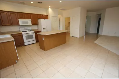 60719 E Eagle Heights Drive, Tucson, AZ 85739 - Photo 4