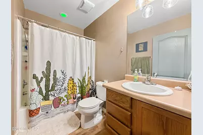 8265 W Redshank Drive, Tucson, AZ 85757 - Photo 10