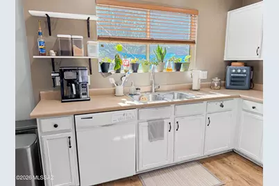 8265 W Redshank Drive, Tucson, AZ 85757 - Photo 6