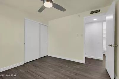 8142 E 5th Street, Tucson, AZ 85710 - Photo 12