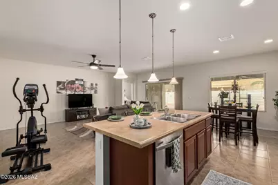 33938 S Garrison Lane, Red Rock, AZ 85145 - Photo 10