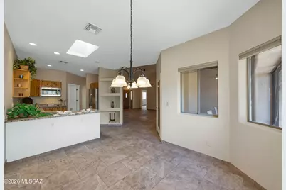 10604 N Laughing Coyote Way, Oro Valley, AZ 85737 - Photo 12