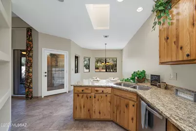 10604 N Laughing Coyote Way, Oro Valley, AZ 85737 - Photo 8