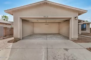 9910 E Gray Hawk Dr, Tucson, AZ 85730 - Photo 28