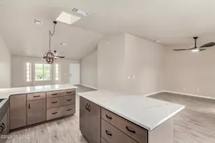 9910 E Gray Hawk Dr, Tucson, AZ 85730 - Photo 14