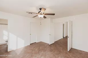 12727 N Blue Sage Dr, Marana, AZ 85658 - Photo 18