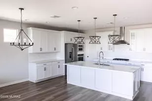 11429 N GEMINI DR, Tucson, AZ 85742 - Photo 2