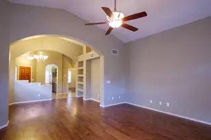 6217 N Pascola Cir, Tucson, AZ 85718 - Photo 4