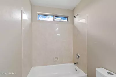 8380 N Weston Place, Tucson, AZ 85741 - Photo 34