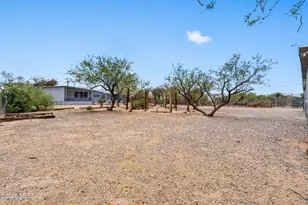 12466 W Vegas Dr, Tucson, AZ 85736 - Photo 26