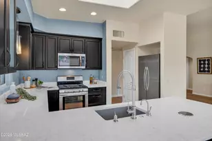 11986 N Labyrinth Dr, Oro Valley, AZ 85737 - Photo 16