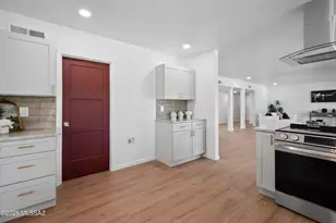 10972 E Oakwood Dr, Tucson, AZ 85749 - Photo 16