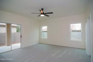 9237 N Centipede Ave, Tucson, AZ 85742 - Photo 16