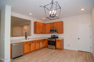 9237 N Centipede Ave, Tucson, AZ 85742 - Photo 8