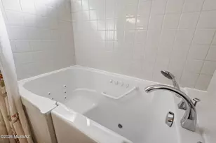 1612 N Rush Creek Ct, Green Valley, AZ 85614 - Photo 38