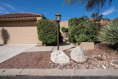 6079 N Golden Eagle Drive, Tucson, AZ 85750 - Photo 2
