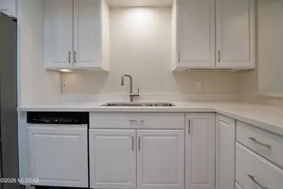 6079 N Golden Eagle Drive, Tucson, AZ 85750 - Photo 16