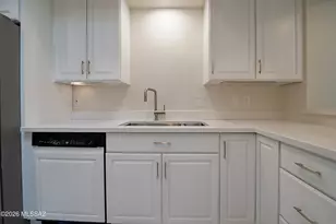 6079 N Golden Eagle Dr, Tucson, AZ 85750 - Photo 16