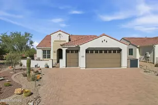 2475 E Rolling Meadow Ln, Green Valley, AZ 85614 - Photo 2